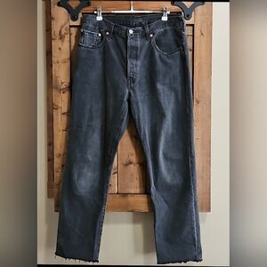 Levi's 501 Womens Black High Rise Cropped Distressed Hem Jeans Size W32L28
